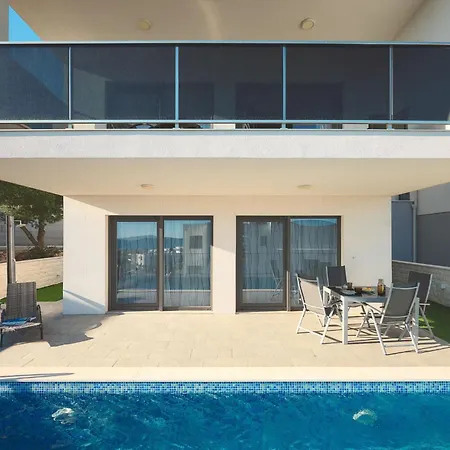 Ocean Breeze By Interhome Villa *