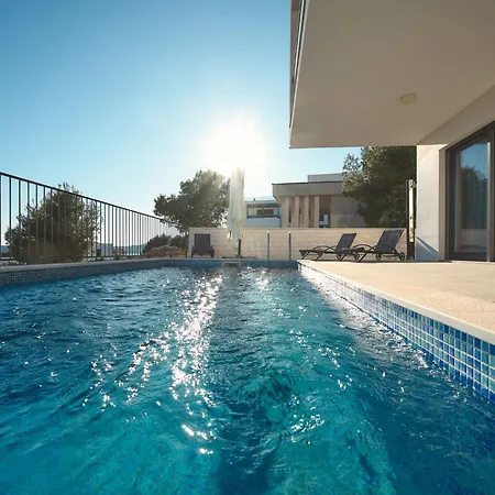 Ocean Breeze By Interhome Villa